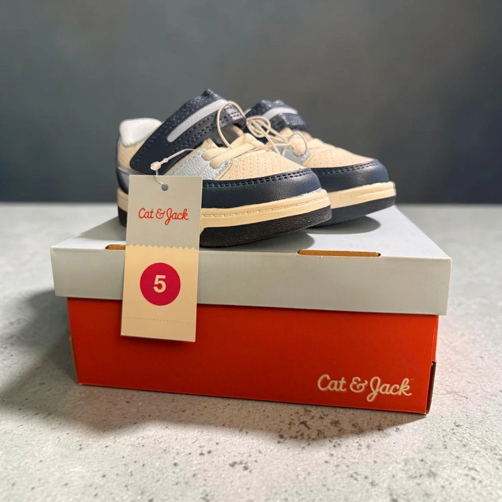 Cat & Jack Toddler Boys Blue Cream Low Top Sneakers Hook Loop Strap Size 5 NIB